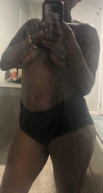 diamond, 22  female escort, Fayetteville